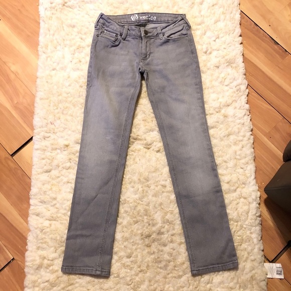 ⭐️ Bullhead Skinny Jeans - Picture 2 of 6